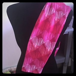 Brand 🆕 LLR Valentines leggings